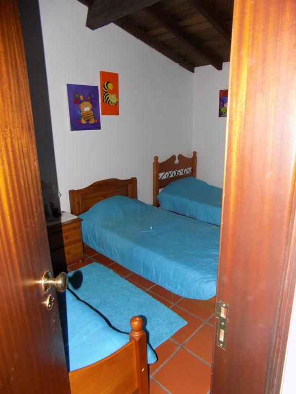 Casa Da Felicidade Pataias Chambre photo